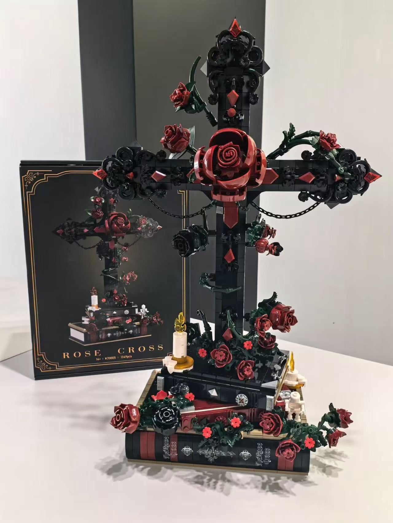 Gothic Rose Cross Building Blocks